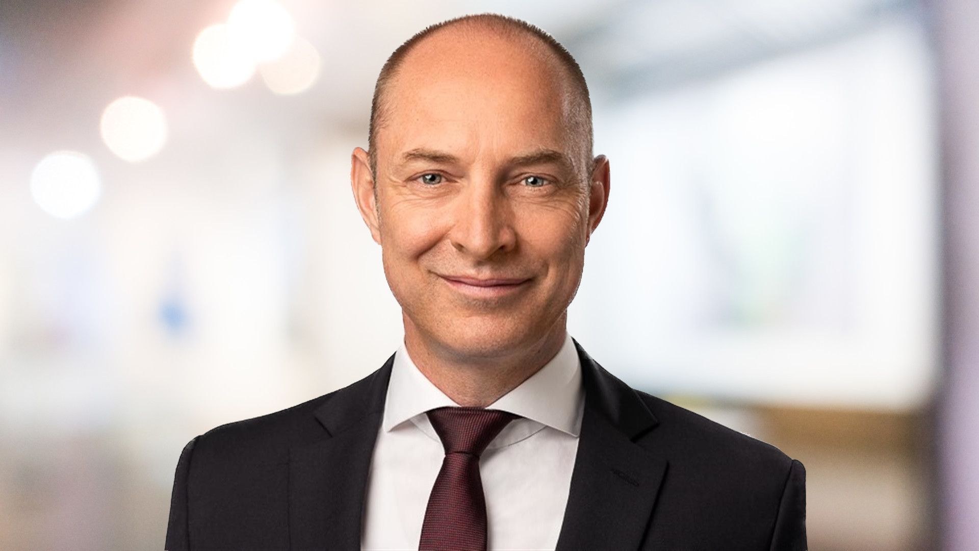 La photo représente Markus Reubi, délégué du Conseil fédéral à l’Agenda 2030 et chef suppléant de la division Prospérité et durabilité.